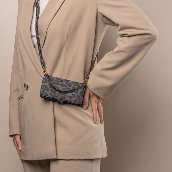 Selencia Sabi Bookcase met Panterprint Samsung Galaxy A35 - Midnight Black