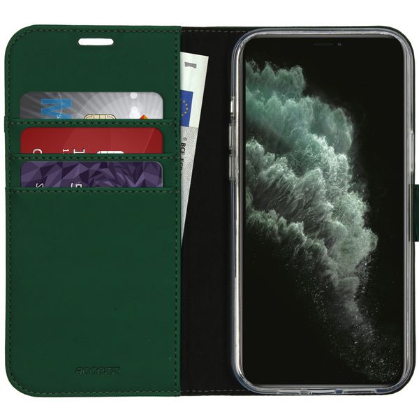 Accezz Wallet Softcase Bookcase iPhone 12 Pro Max - Groen