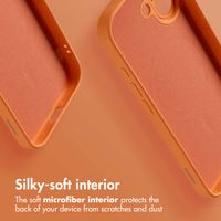 imoshion Colour Back Cover with MagSafe Apple iPhone 17 - Orange