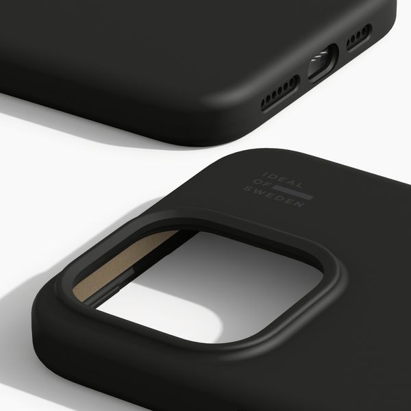 iDeal of Sweden Silicone Case met MagSafe Apple iPhone 15 Pro Max - Black