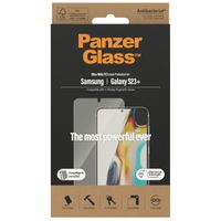 PanzerGlass Ultra-Wide Fit Anti-Bacterial Screenprotector incl. applicator Samsung Galaxy S23 Plus