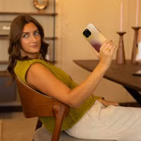 Selencia Vivid Backcover met MagSafe Apple iPhone 16 Pro - Gradient Olive Dust