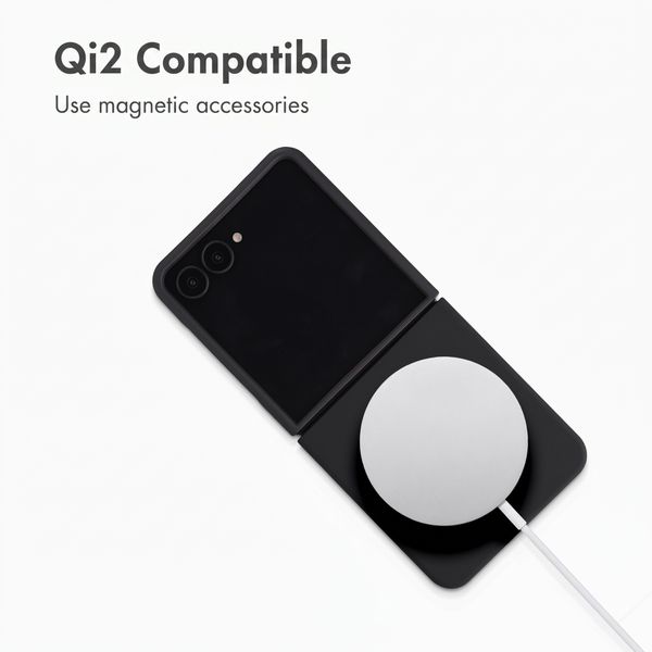 Accezz Liquid Silicone Case with MagSafe Samsung Galaxy Z Flip 8 - Black