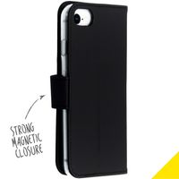 Accezz Wallet Softcase Bookcase Apple iPhone SE (2022 / 2020) / 8 / 7 / 6(s) - Zwart