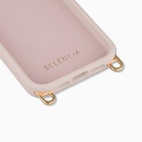 Selencia Rivièra MagSafe Backcover met afneembare haakjes voor de Apple iPhone 15 Pro - Sorbet Pink + Chain Charm - Silver
