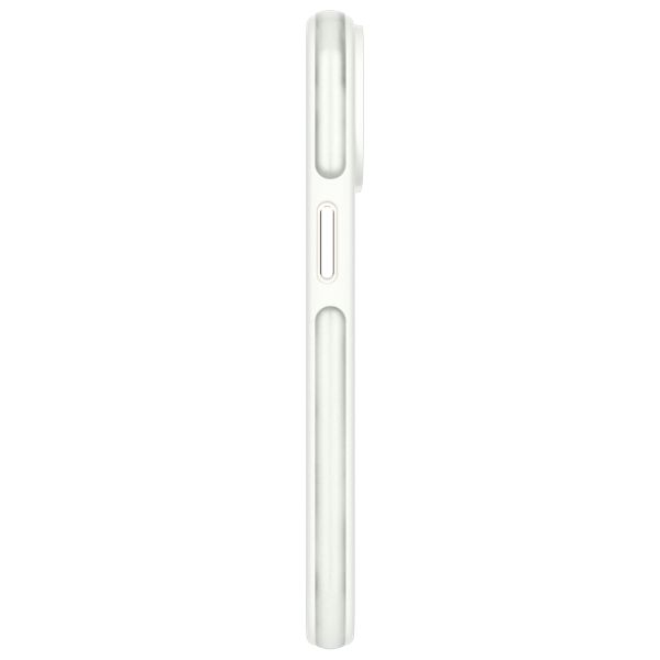 iDeal of Sweden Bumper Case MagSafe iPhone 15 - Cloudy White