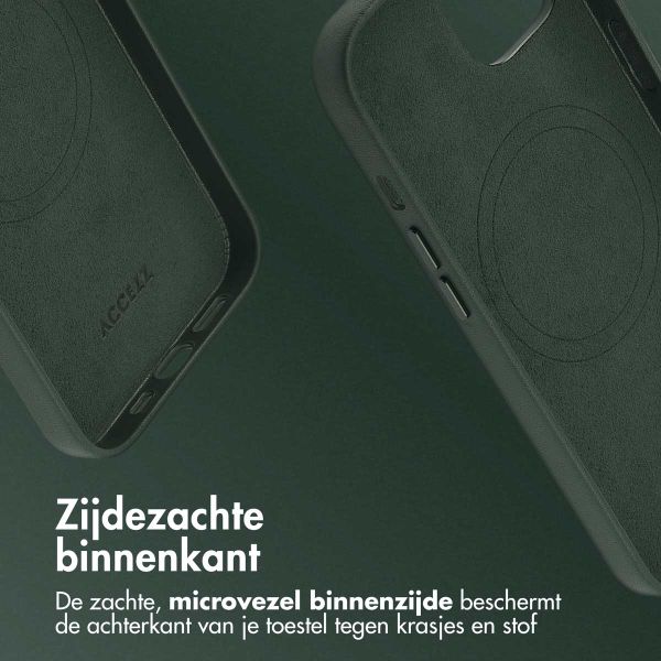 Accezz MagSafe Leather Backcover Apple iPhone 14 - Cedar Green