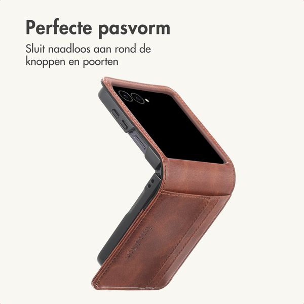 imoshion Luxe Bookcase Samsung Galaxy Z Flip 8 - Donkerbruin