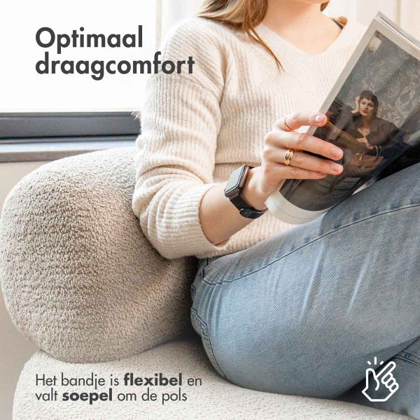 imoshion Milanees magnetisch bandje Apple Watch Series 1 - 11 / SE / Ultra (44/45/46/49 mm) - Maat S - Zwart