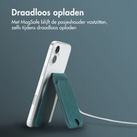 Accezz Vintage Leather MagSafe Kaarthouder met Standaard - Smokey Green