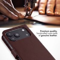 Selencia Genuine Leather Book Case Apple iPhone 18 Pro / 17 Pro - Brown