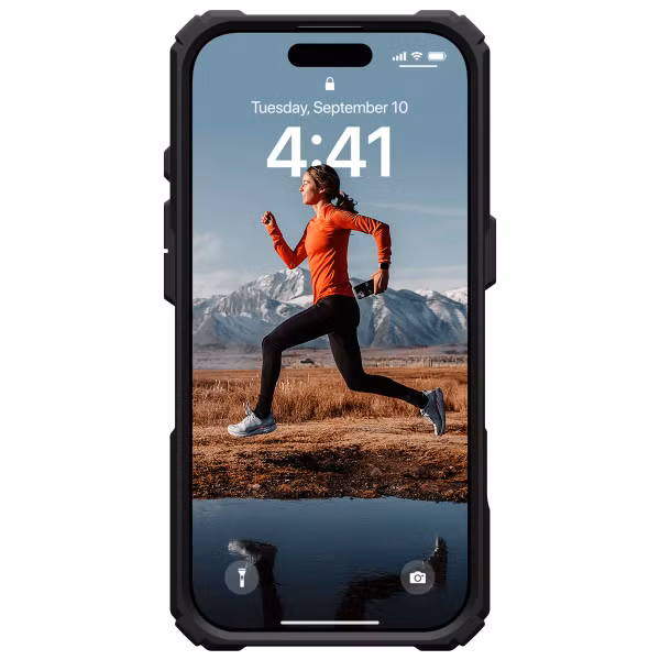 UAG Plasma XTE Backcover MagSafe Apple iPhone 16 Pro - Black / Clear