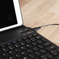Accezz QWERTY Bluetooth Keyboard Bookcase Samsung Galaxy Tab A7