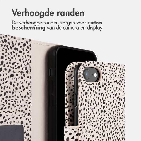 imoshion Design Bookcase Apple iPhone SE (2022 / 2020) / 8 / 7 / 6(s) - Desert Dots