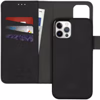 imoshion Uitneembare 2-in-1 Luxe Bookcase Apple iPhone 12 (Pro) - Zwart