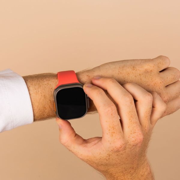 imoshion Silicone⁺ Strap Apple Watch | 44/45/46/49 mm - Size M/L - Coral