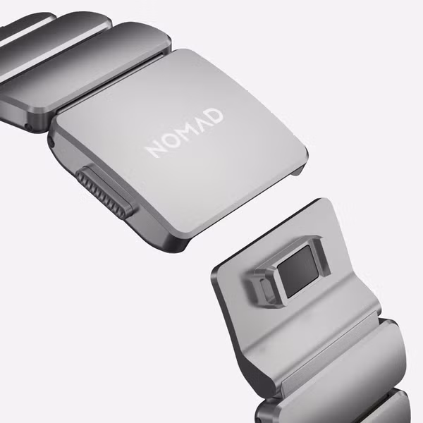 Nomad Stratos Band Apple Watch | 44/45/46/49 mm - Forest Green / Natural Titanium