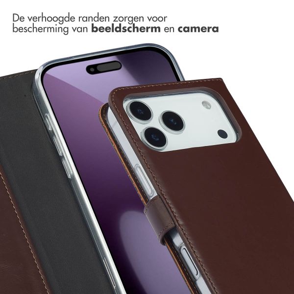 Selencia Echt Leren Bookcase Apple iPhone 17 Pro Max - Bruin