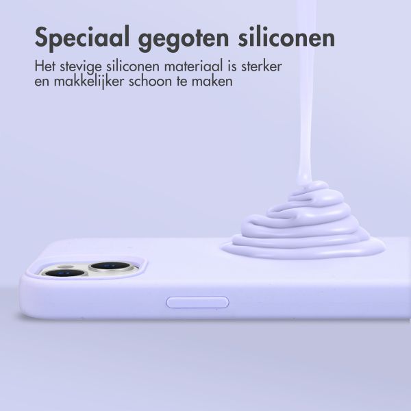 Accezz Liquid Silicone Backcover met MagSafe Apple iPhone 15 - Paars