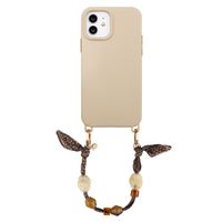 Selencia Rivièra MagSafe Backcover met afneembare haakjes voor de Apple iPhone 12 / 12 Pro - Milky Latte + Satin Stone Polskoord - Brown