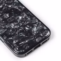 iDeal of Sweden Pearlised MagSafe Case Apple iPhone 17 - Black