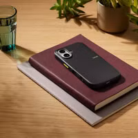 Beats Rugged Case met MagSafe en Camera Control Apple iPhone 17 - Everest Black