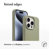 Accezz Liquid Silicone Back Cover with MagSafe Apple iPhone 15 Pro - Cooper Green