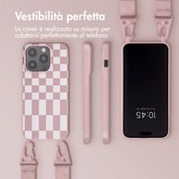 Selencia Siliconen design hoesje met afneembaar koord Apple iPhone 15 Pro - Irregular Check Sand Pink