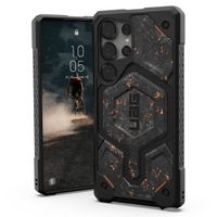 UAG Monarch Pro Backcover Samsung Galaxy S25 Ultra - Forged Carbon