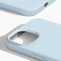 iDeal of Sweden Silicone Case iPhone 14 / 13 - Light Blue