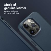 Accezz Leather Back Cover with MagSafe Apple iPhone 14 Pro - Nightfall Blue