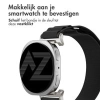 Accezz Nylon Alpine bandje Samsung Galaxy Watch 9 (40/44mm) / Watch 8 (40/44mm) / Classic (46mm) - Zwart