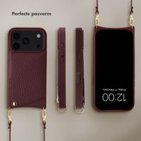 Selencia Nova Telefoonhoes met Koord en Pashouder Apple iPhone 18 Pro Max / 17 Pro Max - Bold Burgundy