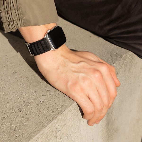 Accezz Nylon Alpine bandje Apple Watch | 38/40/41/42 mm - Zwart