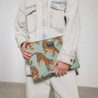 Wouf Daily Laptop Hoes 15-16 inch - Laptopsleeve - Emerald Leopard