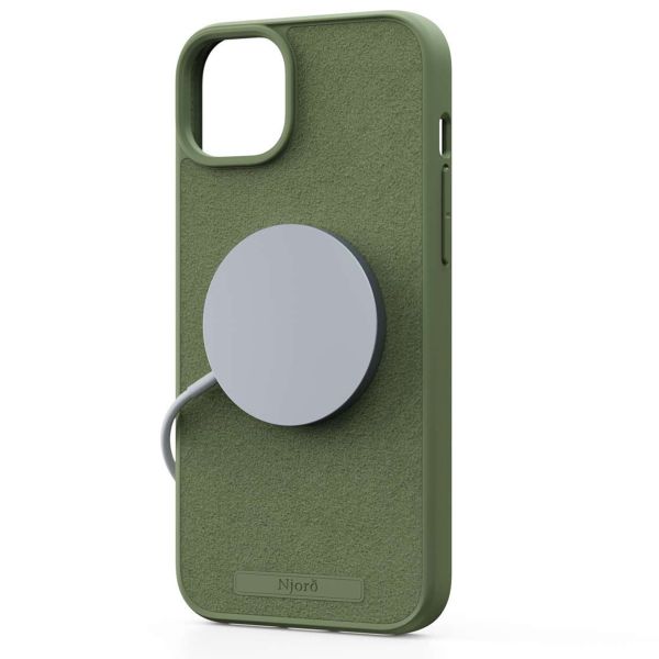 Njorð Collections Suède Comfort+ Case MagSafe iPhone 15 Plus - Olive