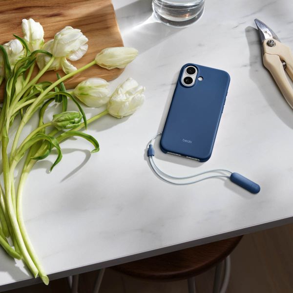 Beats Kickstand Case met MagSafe en Camera Control Apple iPhone 17 - Bedrock Blue