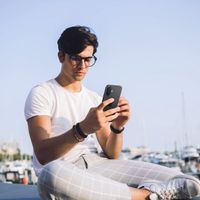 Spigen GLAStR EZ Fit Optik Pro Camera Protector 2 Pack Apple iPhone 16 / 16 Plus - Black