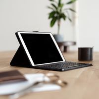 Accezz QWERTY Bluetooth Keyboard Bookcase Samsung Galaxy Tab A7