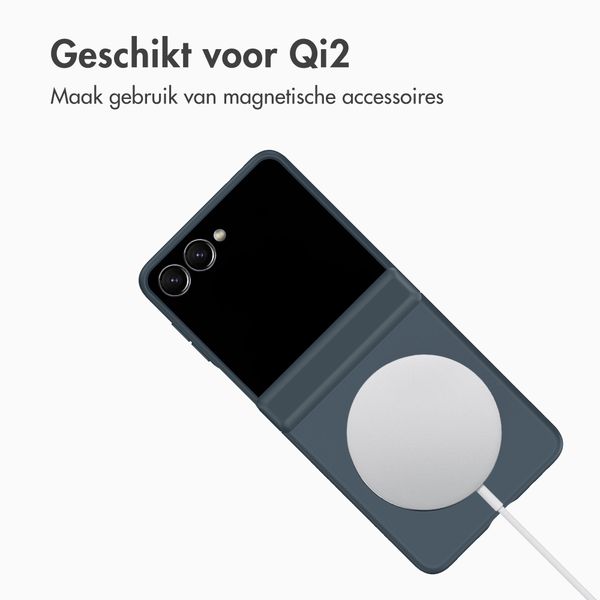 Accezz Color Backcover met MagSafe en Ringstand Samsung Galaxy Z Flip 8 - Donkerblauw