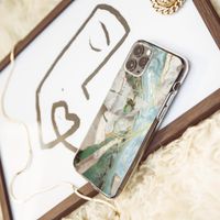 imoshion Design hoesje iPhone 13 - Marmer - Gebroken Beige