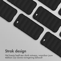 imoshion EasyGrip Backcover Apple iPhone SE (2022 / 2020) / 8 / 7 - Zwart