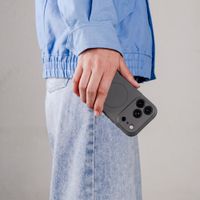 Accezz Grip Backcover met MagSafe Apple iPhone 13 - Grijs