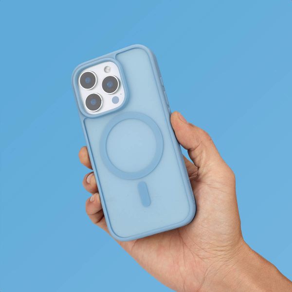 imoshion Colour Guard Back Cover with MagSafe Apple iPhone 16 Pro - Light blue