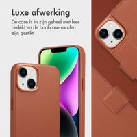 Accezz Leather Bookcase 2-in-1 met MagSafe Apple iPhone 14 - Sienna Brown