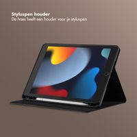 Selencia Riva Bookcase Apple iPad 9 (2021) 10.2 inch / iPad 8 (2020) 10.2 inch / iPad 7 (2019) 10.2 inch - Zwart
