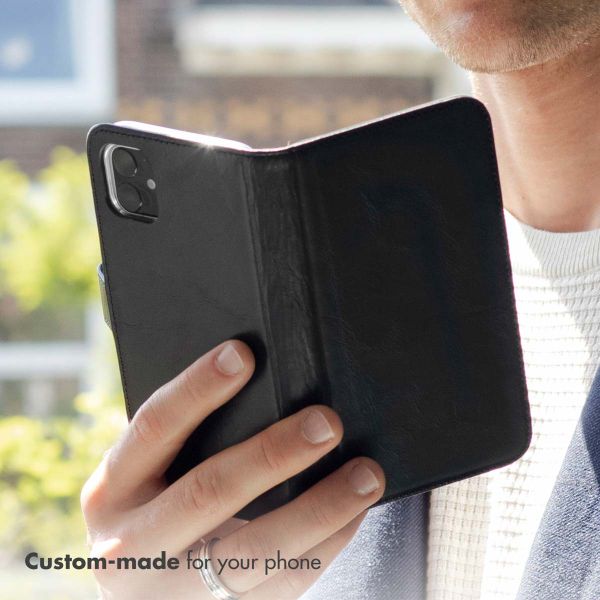 Selencia Echt Leren Bookcase Apple iPhone X / Xs - Zwart