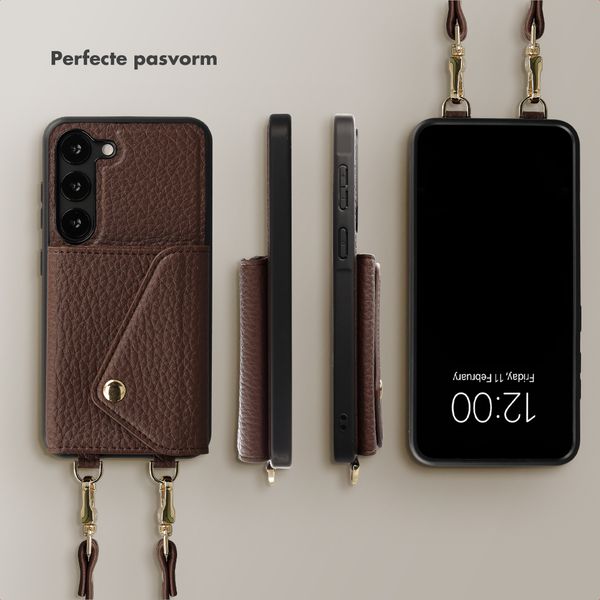 Selencia Sera Telefoonhoes met Koord en Envelop Pashouder Samsung Galaxy S23 - Chocolate Brown