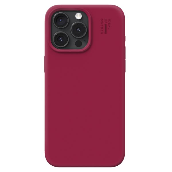 iDeal of Sweden Silicone Case Apple iPhone 15 Pro Max - Cranberry