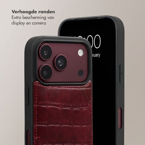 Selencia Nova Croco Telefoonhoes met Koord en Pashouder Apple iPhone 18 Pro / 17 Pro - Burgundy